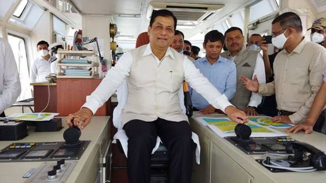 Shipping Minister inaugurates simultaneous launching of five vessels at Cochin Shipyard Limited -