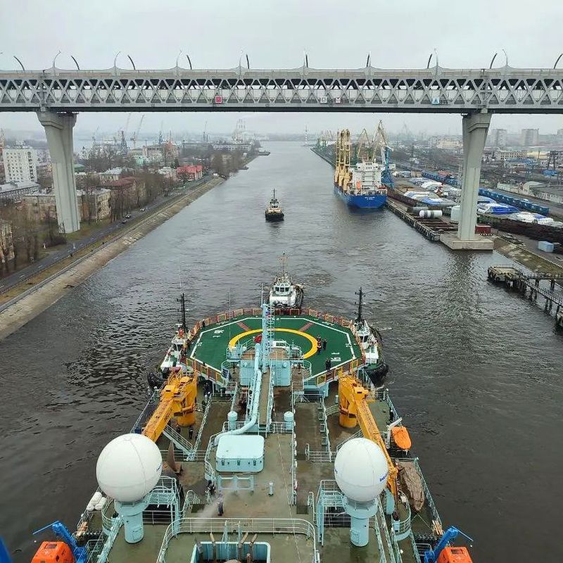first serial nuclear-powered icebreaker of project 22220 Siberia