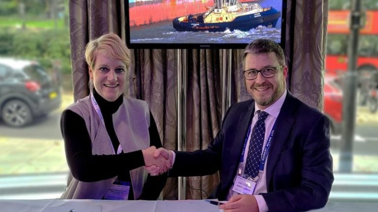 Maersk, Svitzer To Develop World’s First Fuel Cell Tug Running On Green Methanol