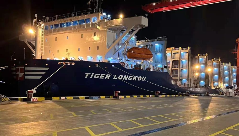 First LNG Dual-Fuel Container Ship To Join SITC Fleet - tiger longkou
