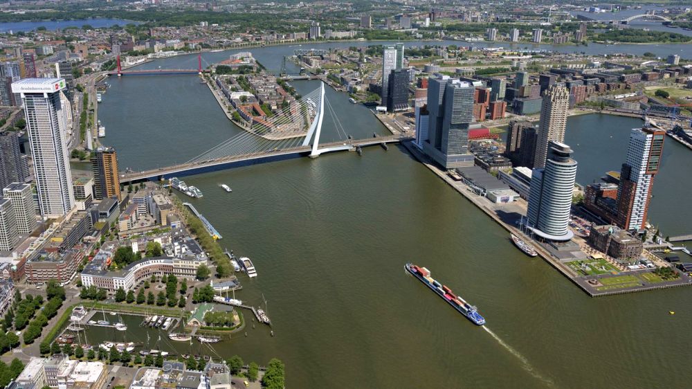 Intro Luchtfoto Rotterdam
