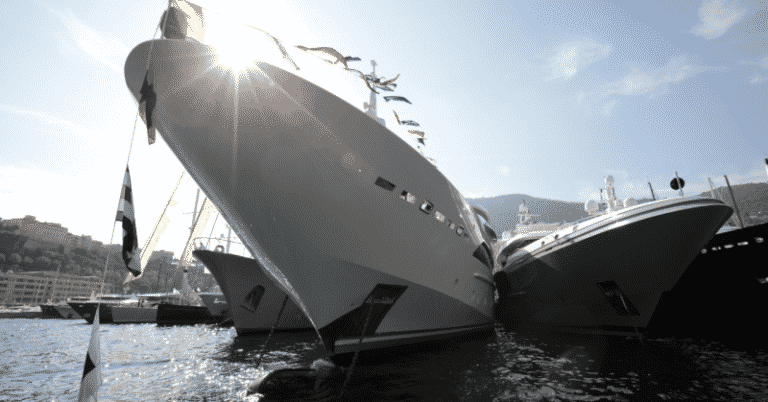 Fijian Authorities Seize Russian Oligarch’s $300 Million Superyacht