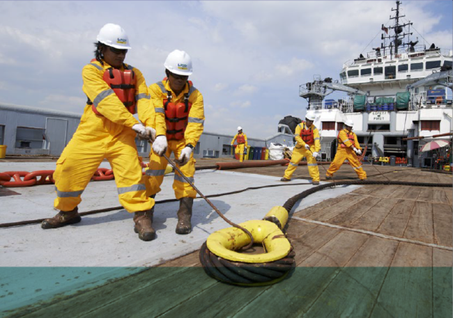 seafarers working on deck