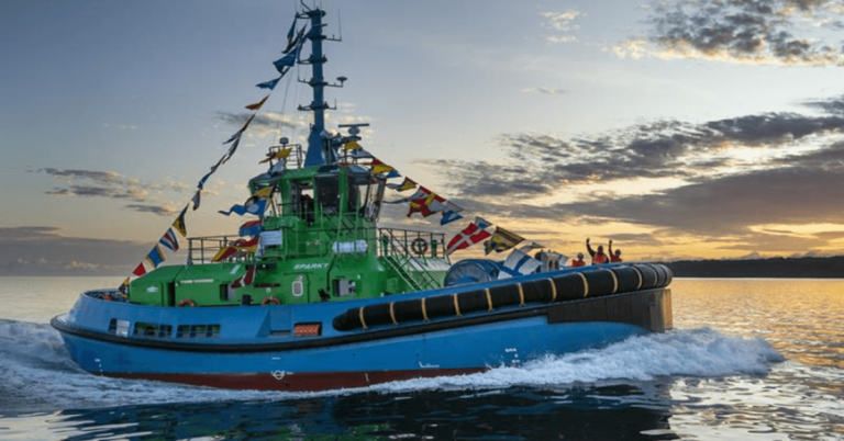 Sparky, World’s First Full Sized, Ship-handling E-Tug Arrives In Auckland