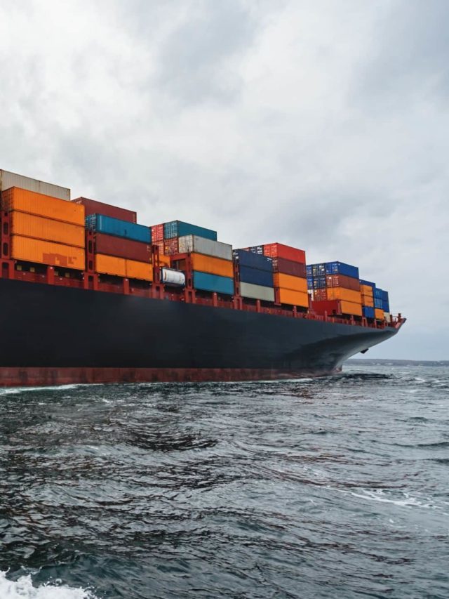 10 Largest Container Shipping Companies in the world