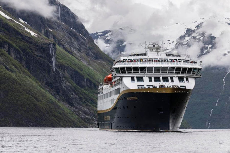 First Silent And Emission-Free Sailing Into A World Heritage Fjord Made Possible By Corvus ESS