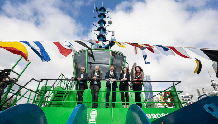 Damen’s first all-electric tug Sparky handed over to Ports of Auckland