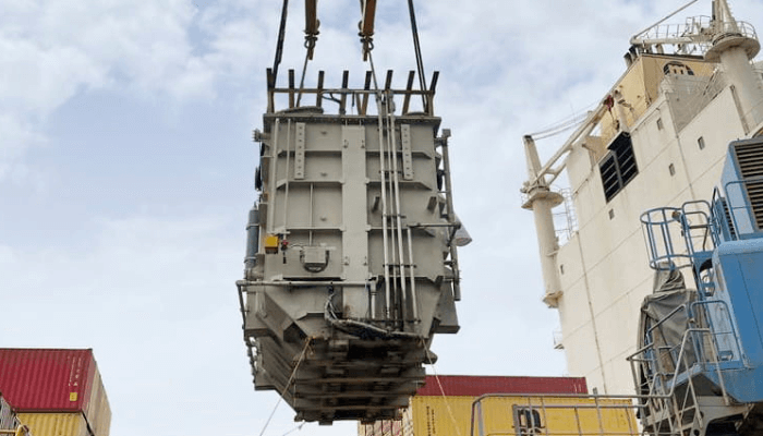 Heavy-Lift Cargo