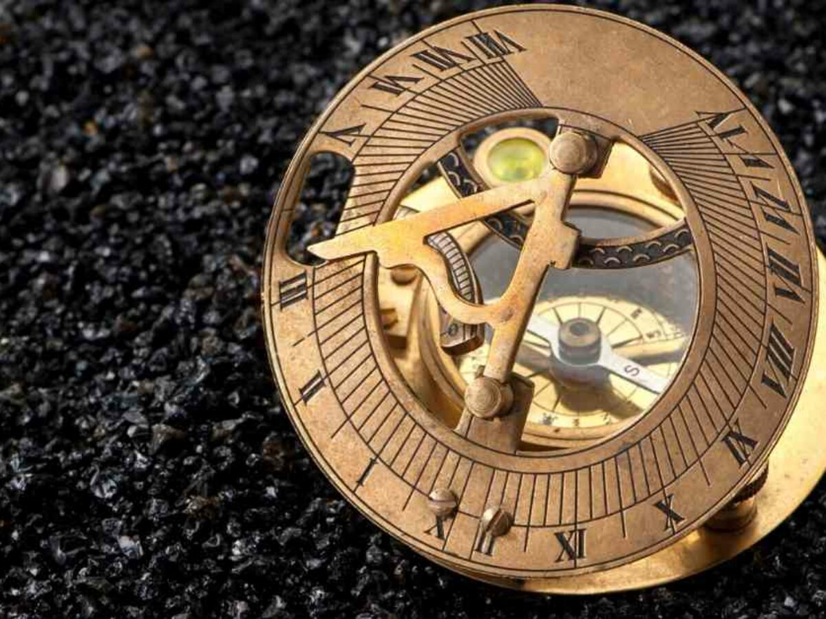 10 Best Sundial Compass You Can Buy