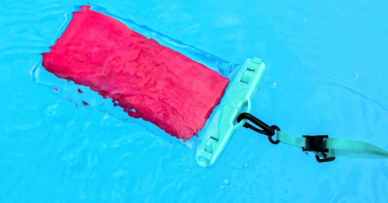 Top 10 Waterproof Floating Phone Cases