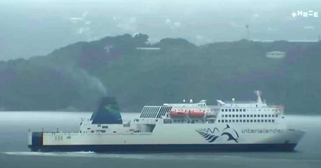 Kaitaki ferry engine shut down