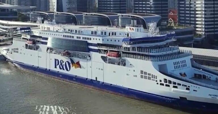 New Hybrid Double-ended Ferry ‘P&O Pioneer’ Docks At DP World Limassol For Bunkering