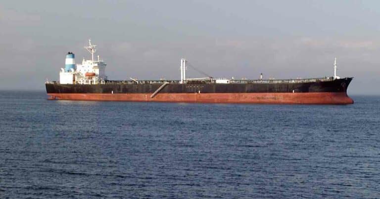 Huge Tanker Departs On UN Mission To Prevent Catastrophic Oil Spill In The Red Sea