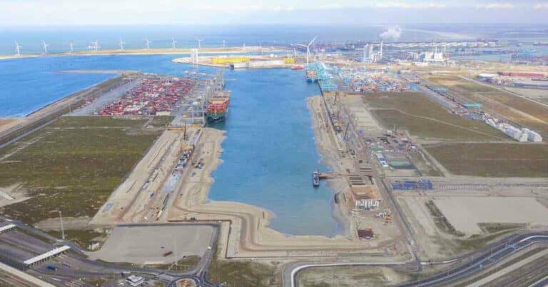 Port Of Rotterdam Authority And APM Terminals Sign Agreement For Expansion Of Maasvlakte II Container Terminal