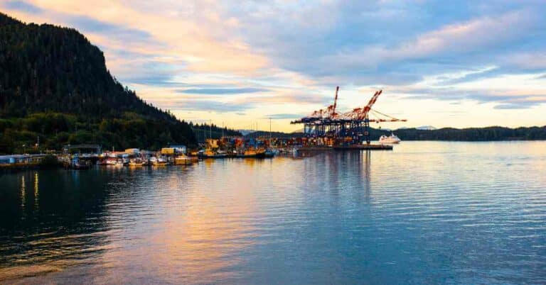 10 Major Ports In Canada