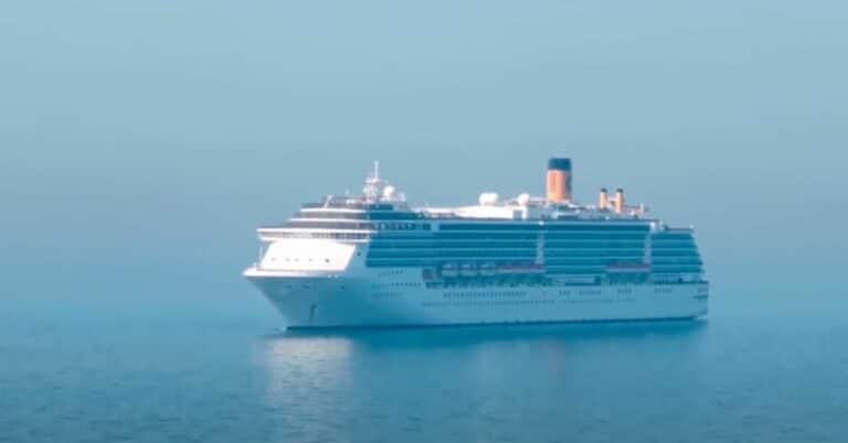 Video: How Much Fuel Does A Cruise Ship Consume?