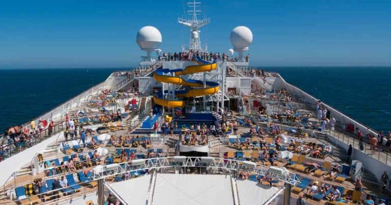10 Top Cruise Ships With Water Slides