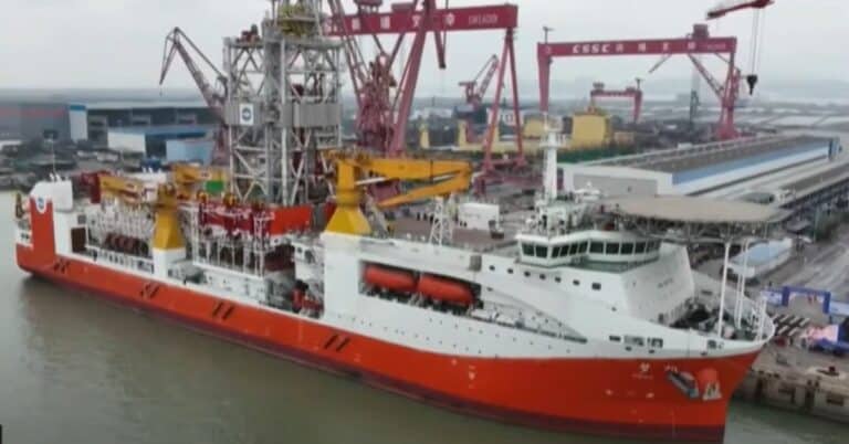 China Unveils Strongest Drilling Ship Mengxiang to Explore Earth’s Mantle for the First Time