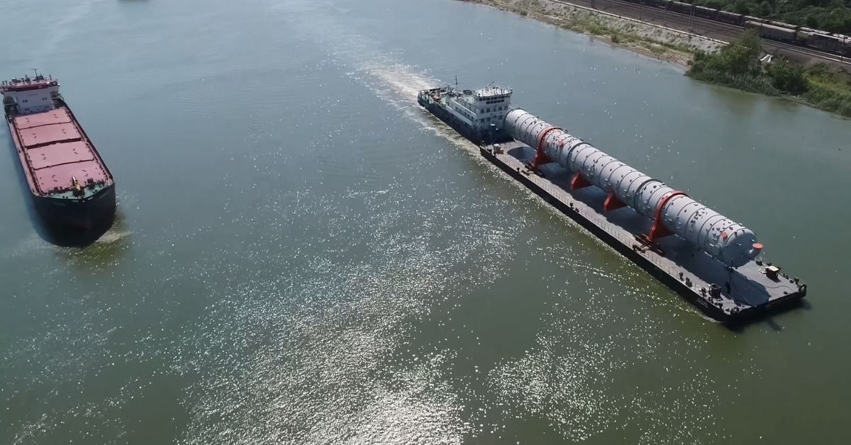 What Is A Barge, Its Types, Functions & Advantages?