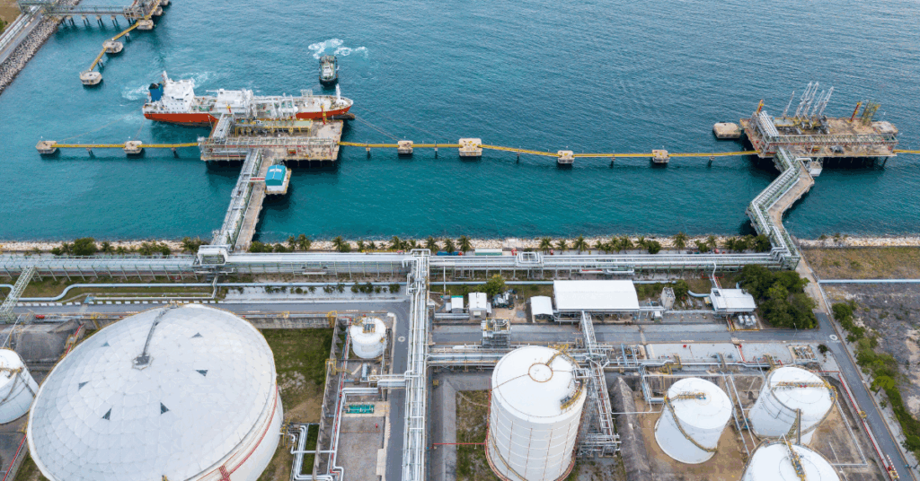 First Tanker To Export Crude Oil To U.S. Under New License Docks In Venezuela