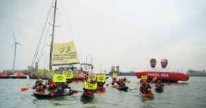 Greenpeace Blocks Zeebrugge LNG Terminal For 29 Hours, Forces Tankers To Change Course
