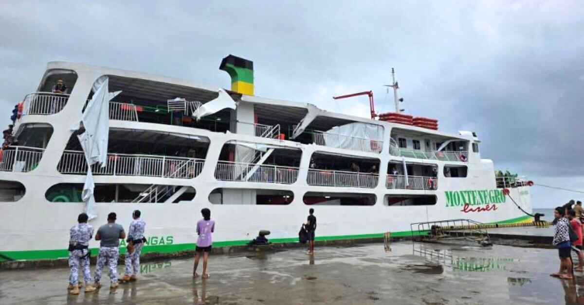 passenger vessel
