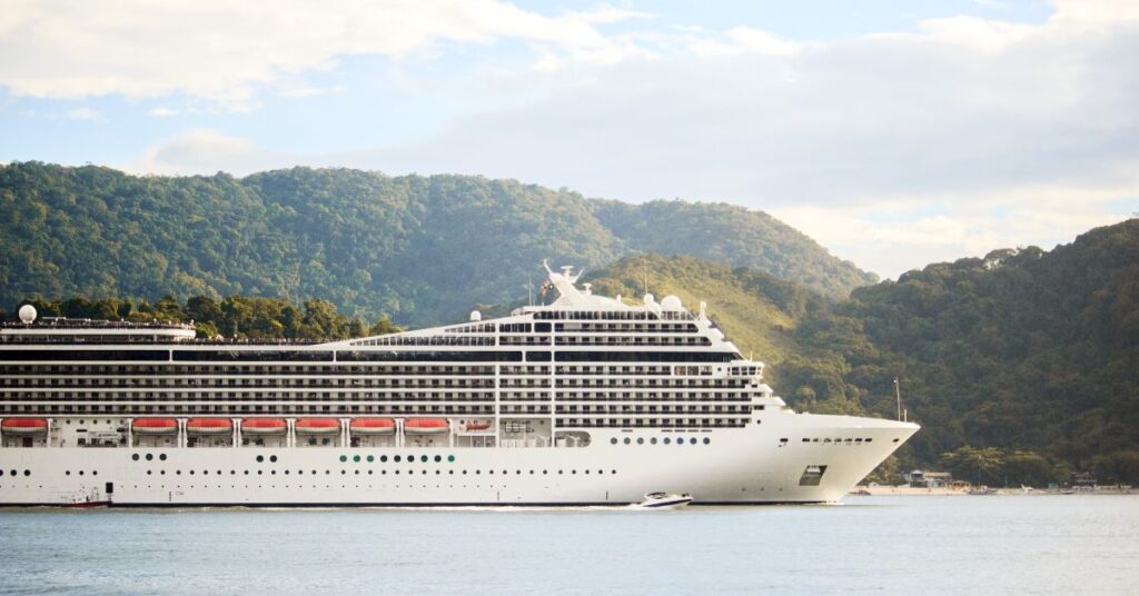 Cruise Passengers Visiting Mexico Warned of Serious Legal Consequences Under New Law