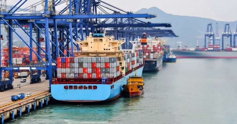 CK Hutchison Warns of Legal Action if Maersk Takes Over Panama Canal Port Operations