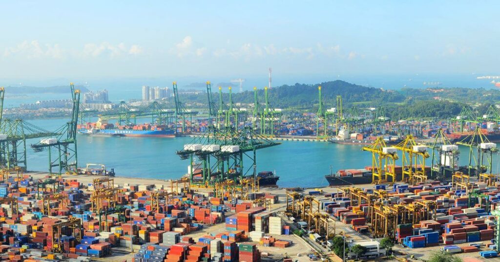 Panama Seizes Strategic Canal Ports From CK Hutchison After Supreme Court Annulment