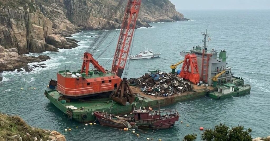 Taiwan Detains 11 Crew Of Chinese Barge Suspected Of Damaging Undersea Cable