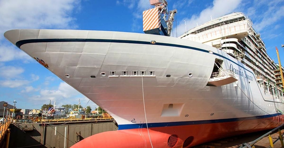 cruise ship