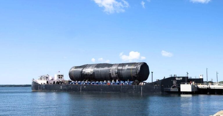 U.S. Navy Gets First Payload Module For Virginia-Class Submarine USS Arizona