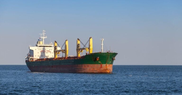 Suspected Pirates Board Greek-Owned Bulk Carrier In Gulf Of Aden