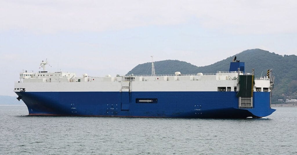 Fire-Damaged 72,255-GT Car Carrier Sees Temperature Rise In Panama Waters