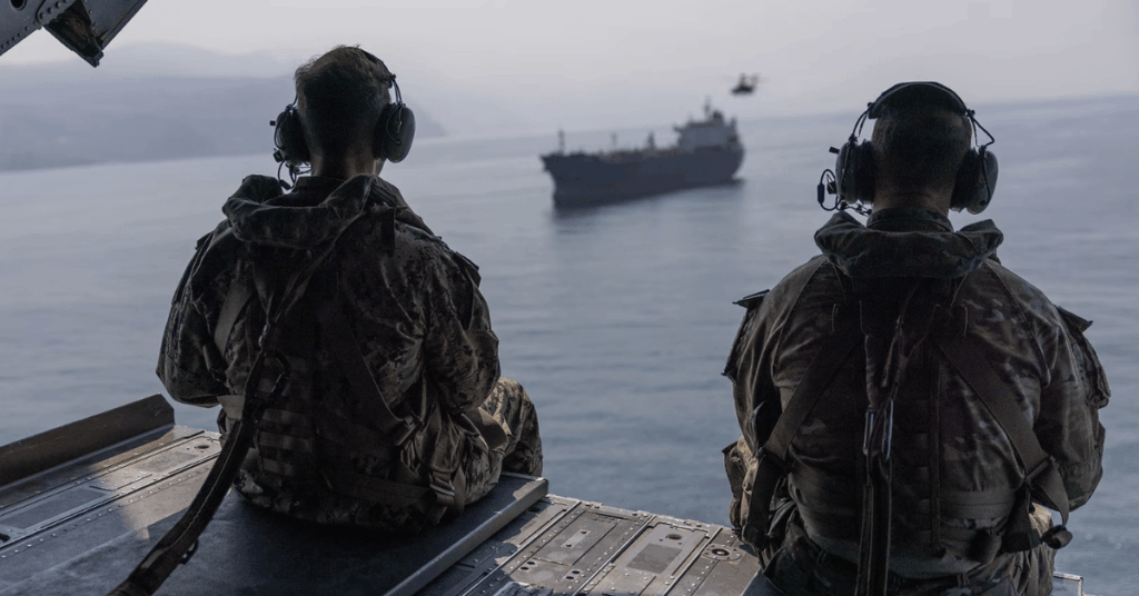 US CENTCOM Commander Visits Strait of Hormuz as Oil Exports Top 1.5 Billion Barrels Since Summer