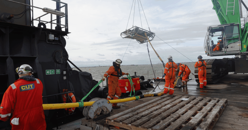 UK Begins Removing Three Masts From WWII Shipwreck SS Richard Montgomery
