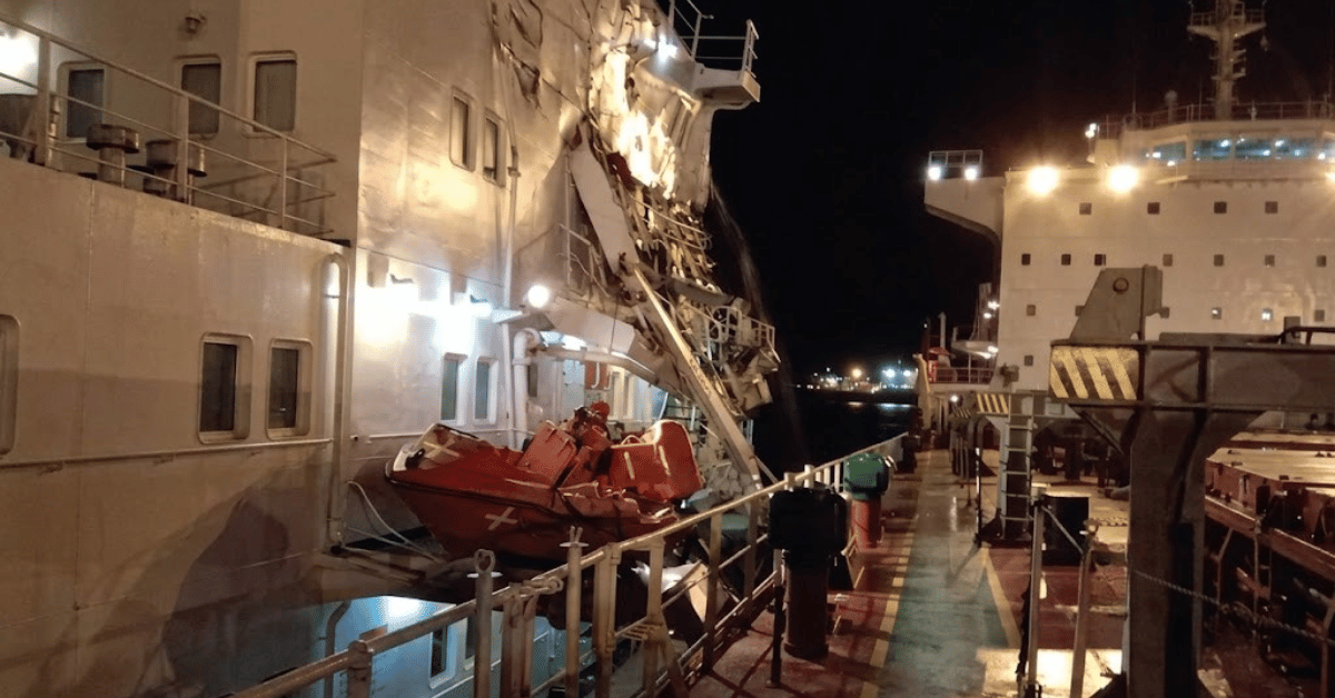 When Communication Fails: Ambiguous VHF Exchange Prevents TSS Collision