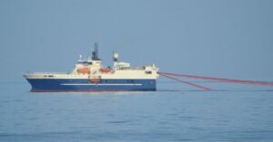 China Designs New 10,000 Tonne Deep Sea Survey Ship With 5,000 Metre Drilling Capability