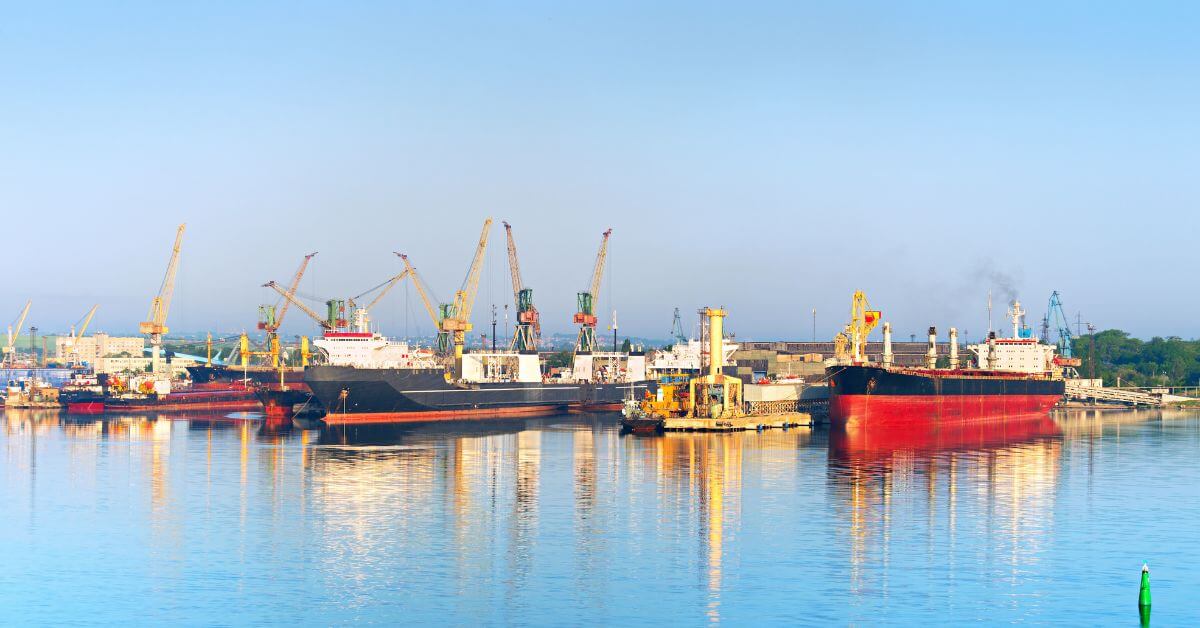 Strikes on Ukrainian ports disrupt data infrastructure and maritime logistics