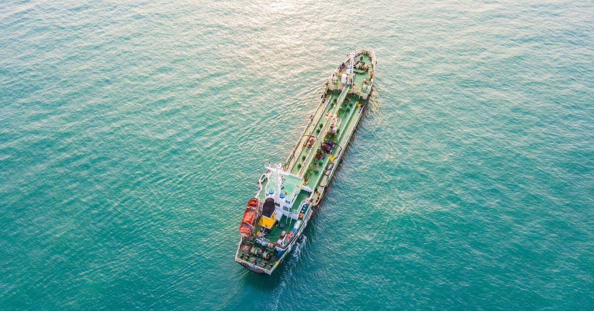 Oman Mandates Continuous AIS Transmission for Foreign Vessels